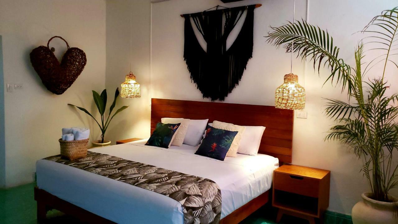 Casa Baeza Apartament, The Best Location, 70Mts From The Sea Cozumel Exterior photo